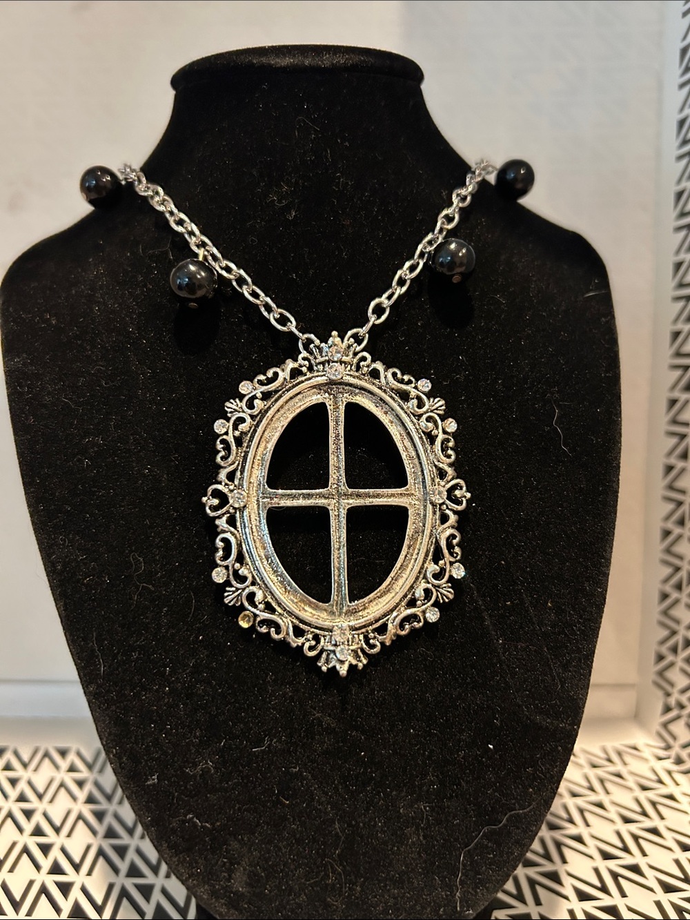 Ornate Silver-Tone Window Pendant Necklace - Women Jewelry
